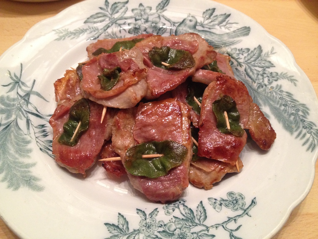 Bijbel van de Italiaanse keuken besproken – recept saltimbocca – Onno Kleyn